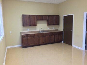 More Photos Of 5030 Edison Ave, Colorado Springs Medical For Lease