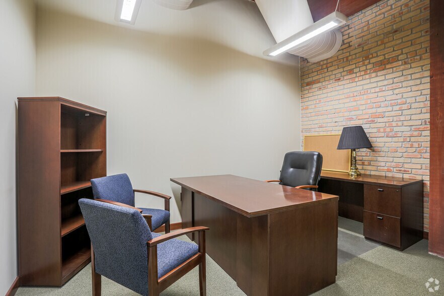 More Photos Of 212 E Grand River Ave, Lansing Office For Lease