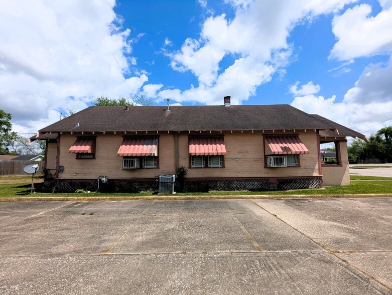 More Photos Of 1180 Washington Blvd, Beaumont Religious Facility For Sale