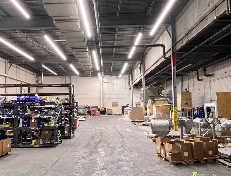 More Photos Of 67-71 E Willow St, Millburn Warehouse For Lease