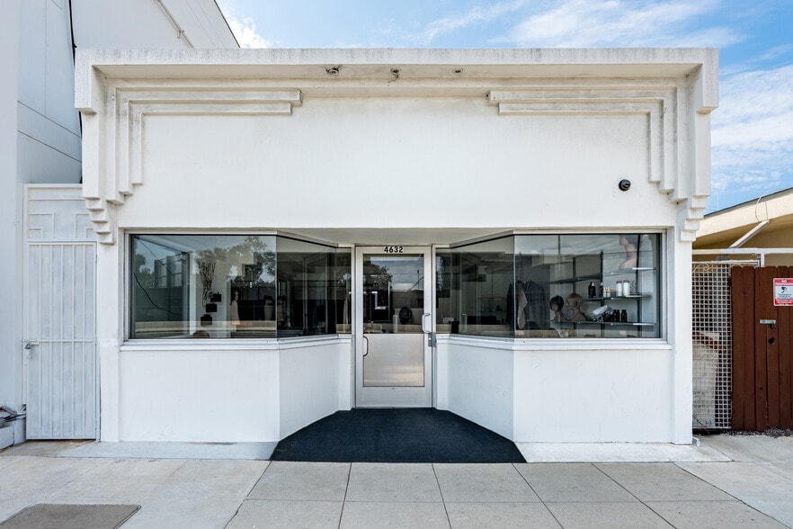 More Photos Of 4632 E 7th St, Long Beach Storefront For Sale