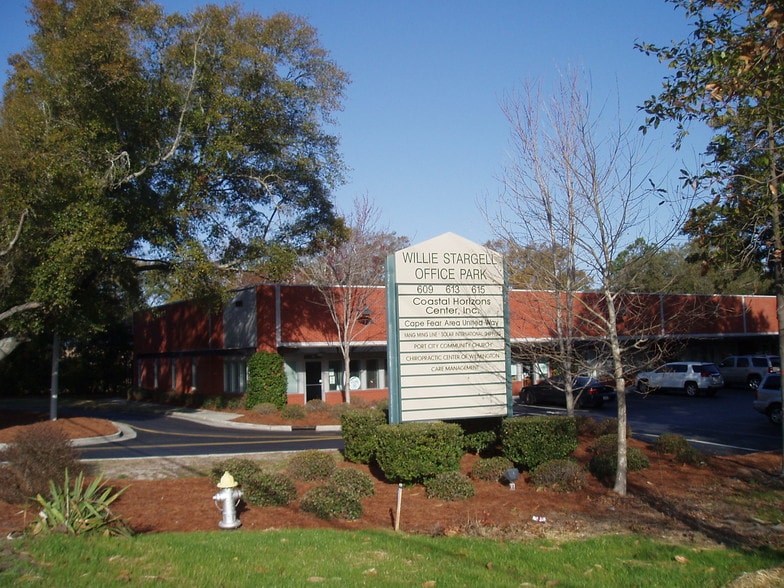 More Photos Of 609 Shipyard Blvd, Wilmington Office For Sale