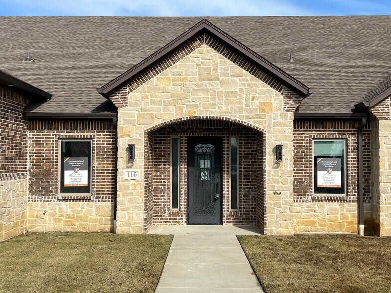 More Photos Of 26875 US Highway 380 E, Aubrey Office For Lease