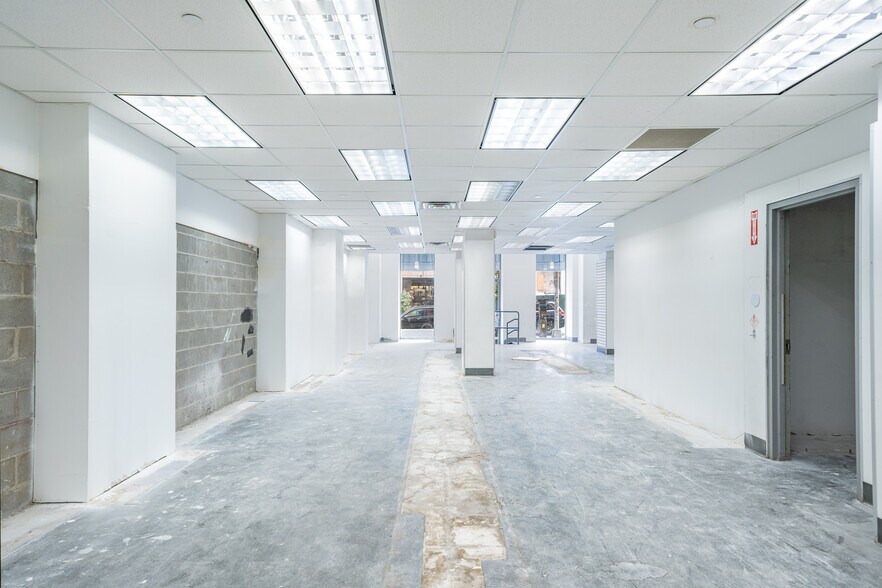 More Photos Of 351 E 51st St, New York Apartments For Lease