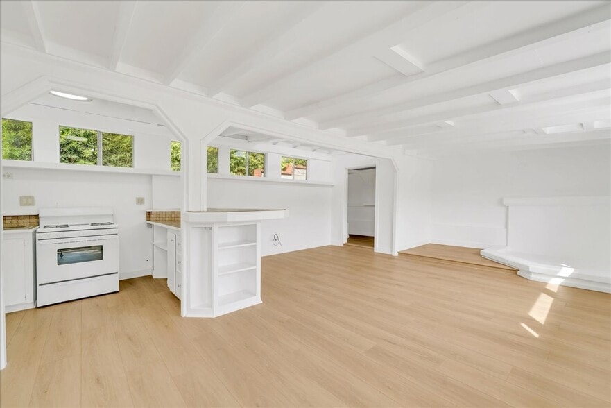 More Photos Of 1222 Corona St, Hermosa Beach Apartments For Sale