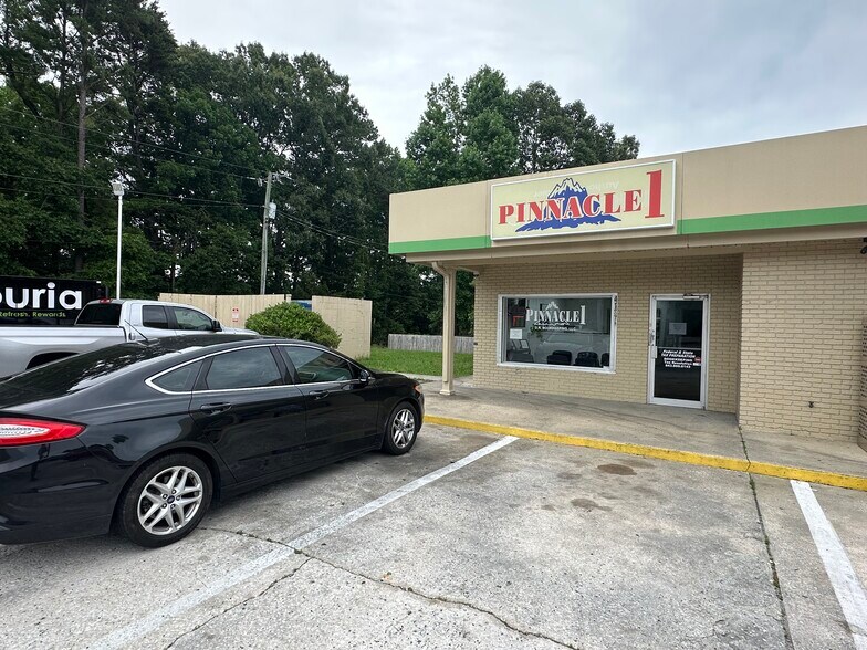 More Photos Of 4137 Ladson Rd, Ladson Convenience Store For Lease