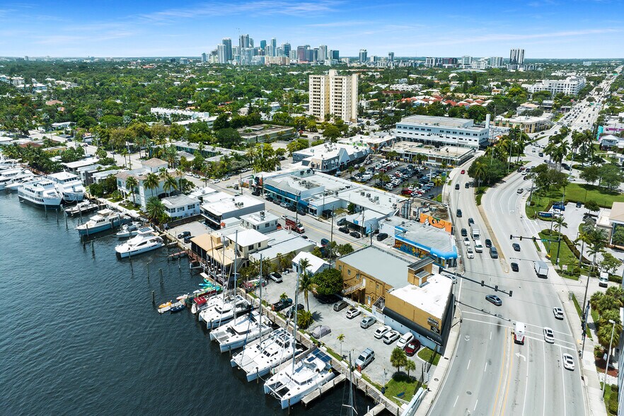 More Photos Of 2000 E Sunrise Blvd, Fort Lauderdale Storefront Retail Office For Sale