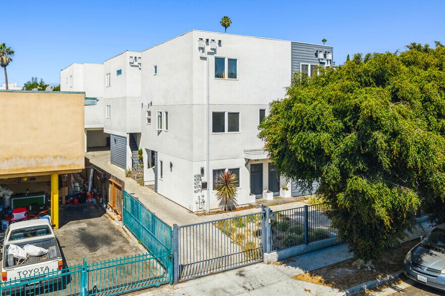 More Photos Of 635 N Harvard Blvd, Los Angeles Apartments For Sale