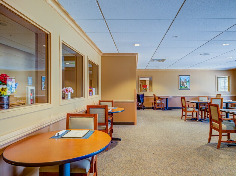 More Photos Of 8880 N 107th Ave, Peoria Assisted Living For Sale