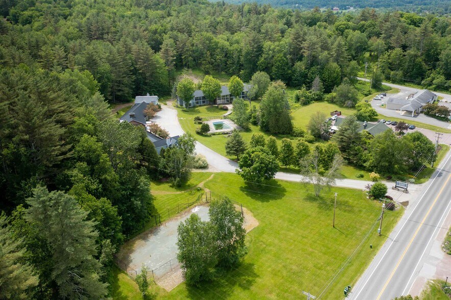 More Photos Of 1007 Mountain Rd, Stowe Hotel For Sale