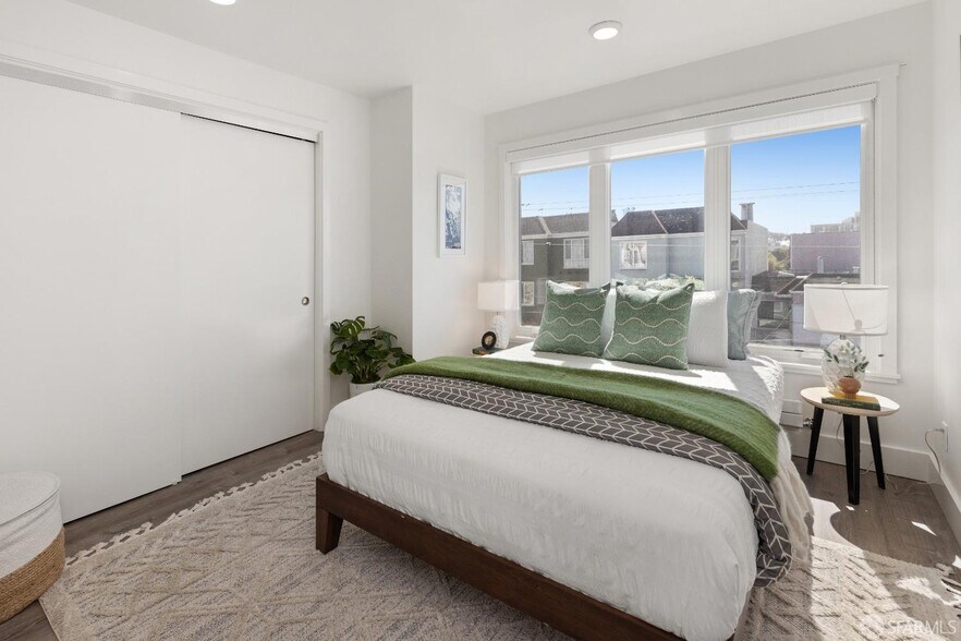 More Photos Of 4326 Irving St, San Francisco Apartments For Sale