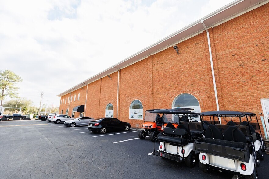 More Photos Of 8409 Baymeadows Rd, Jacksonville Office For Sale