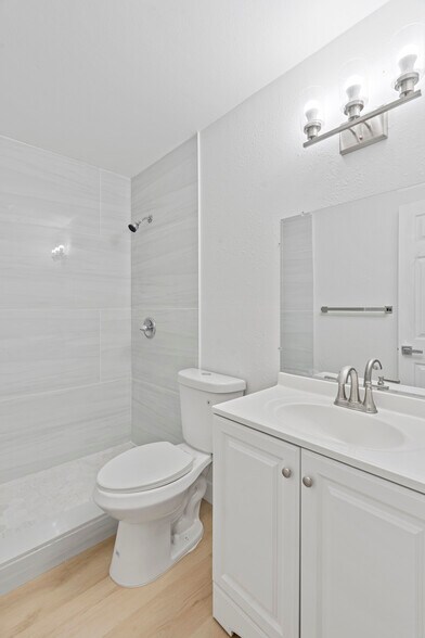 More Photos Of 1150 Carlton Ct, Fort Pierce Apartments For Sale