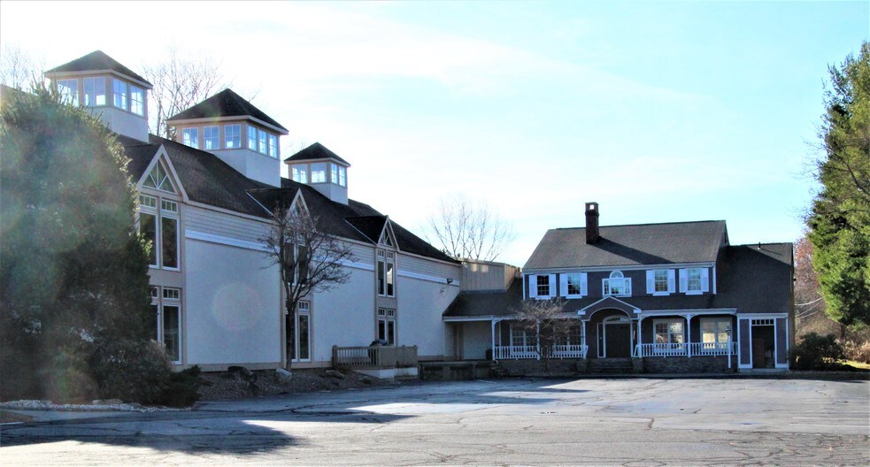 More Photos Of 535 W Main St, Cheshire Storefront Retail Office For Sale