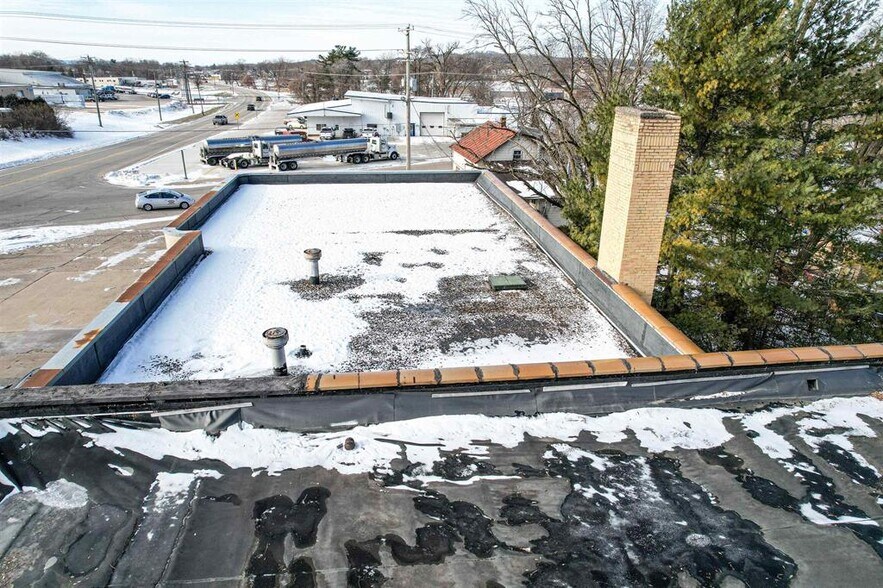 More Photos Of 604 E Wisconsin St, Sparta Industrial For Sale