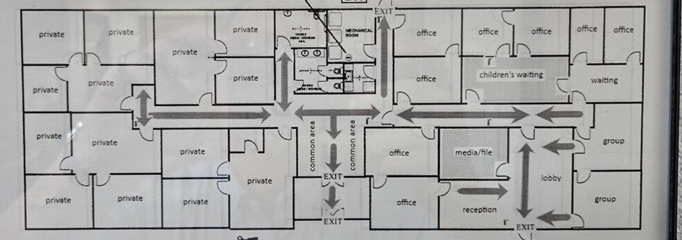 More Photos Of 1309-1313 W Ash Ave, Duncan Office For Sale
