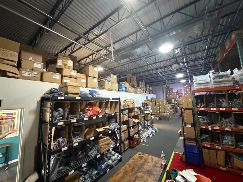 More Photos Of 460 Veit Rd, Huntingdon Valley Research And Development For Sale