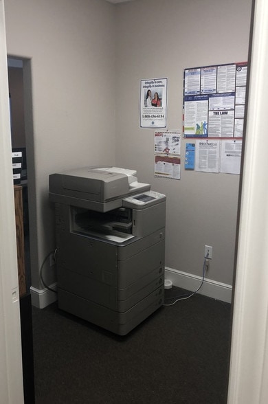 More Photos Of 456 Park Grove Dr, Katy Medical For Lease