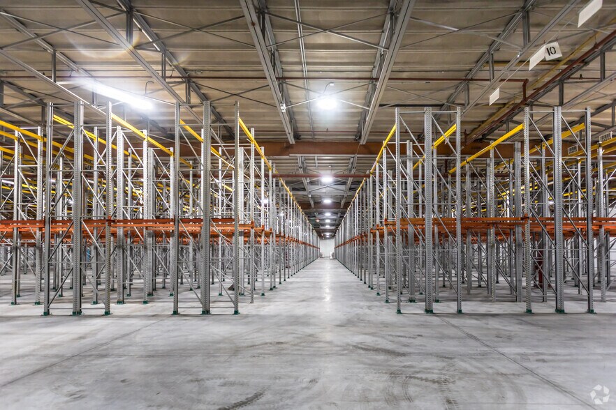 More Photos Of 1100 E Parkway S, Memphis Refrigeration Cold Storage For Lease