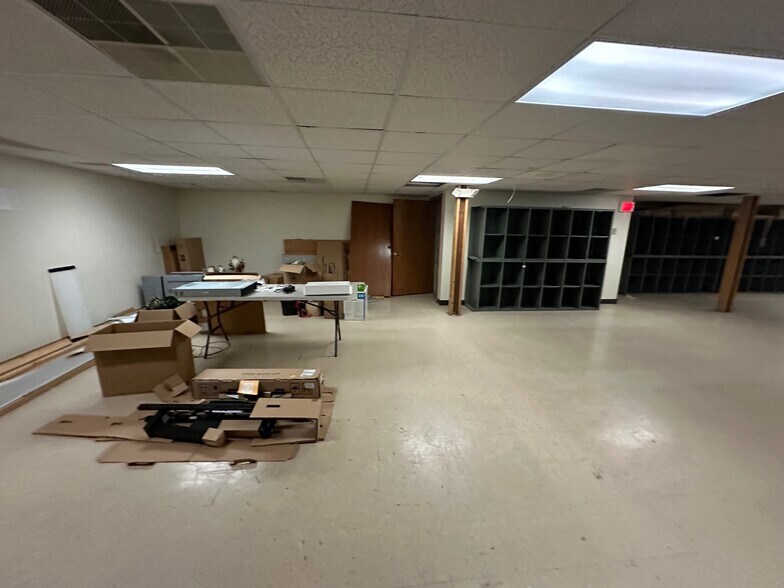 More Photos Of 11 Murray Street, Glens Falls Medical For Sale