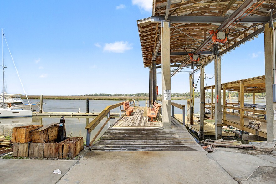 More Photos Of 171 Azalea Rd, Midway Marina For Sale