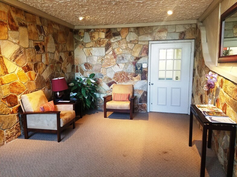 More Photos Of 1044 Central St, Stoughton Office For Sale