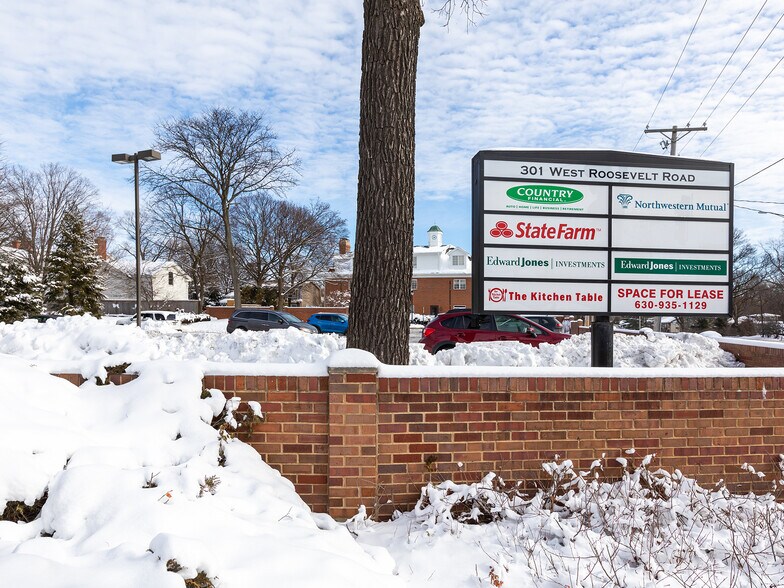 More Photos Of 301 W Roosevelt Rd, Wheaton Office For Lease