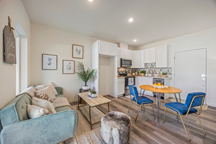 More Photos Of 2152 N 185th St, Shoreline Apartments For Sale