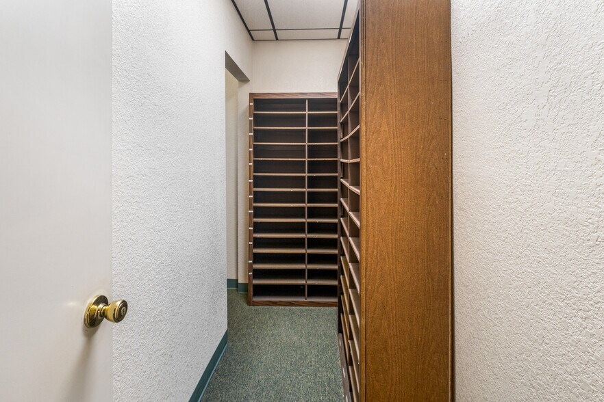 More Photos Of 760 S Stapley Dr, Mesa Office For Lease