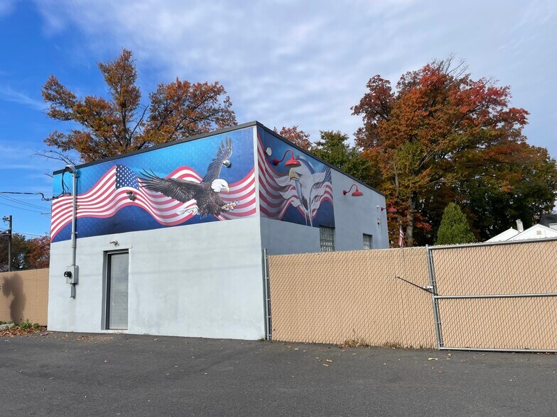 More Photos Of 867 US Highway 1, Avenel Industrial For Sale