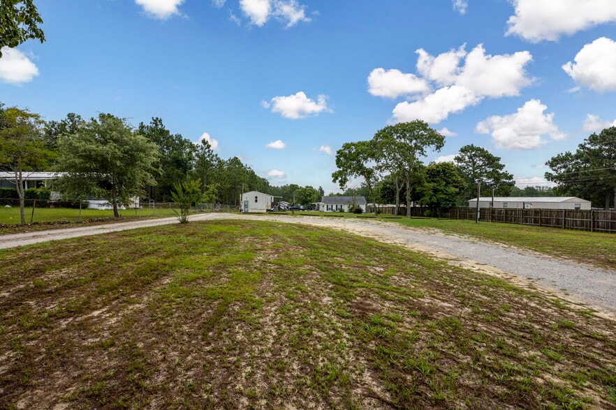 More Photos Of 128 Sandy Springs Ln, Lexington Manufactured Housing Mobile Home Park For Sale
