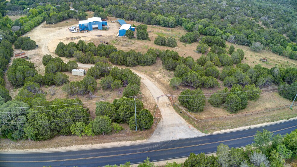 More Photos Of 9425 Schoenthal Rd, New Braunfels Warehouse For Sale