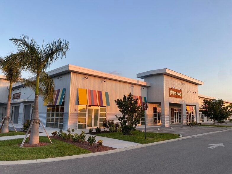More Photos Of 28290 Old US 41, Bonita Springs Flex For Lease