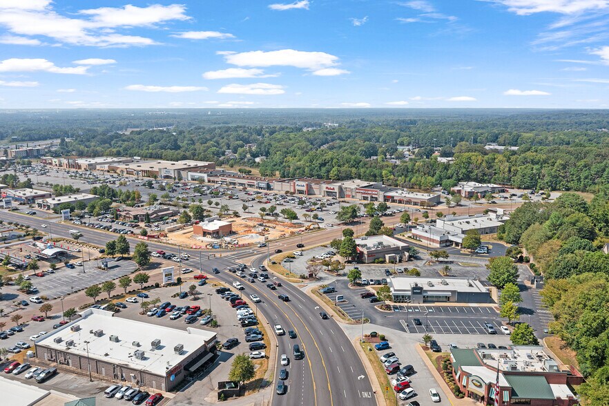 More Photos Of 1017 Vann Dr, Jackson General Retail For Sale