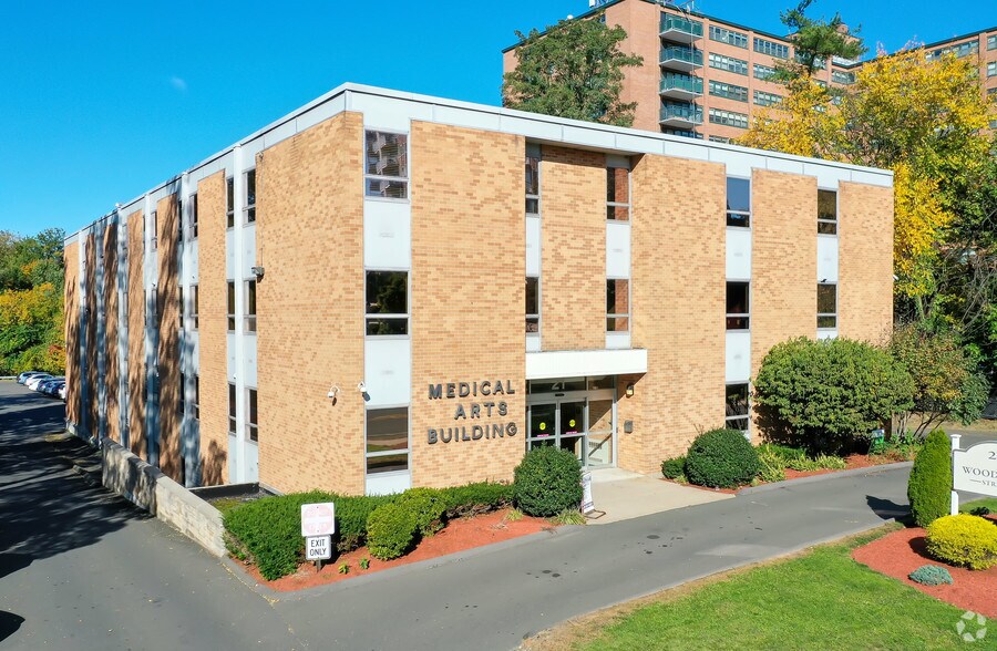 Primary Photo Of 21 Woodland St, Hartford Office For Sale