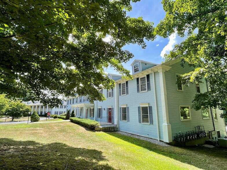 More Photos Of 145 Durham Rd, Madison Medical For Lease