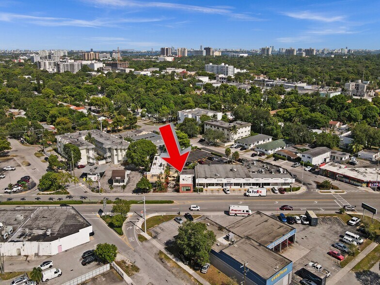 More Photos Of 12831 W Dixie Hwy, North Miami Freestanding For Sale