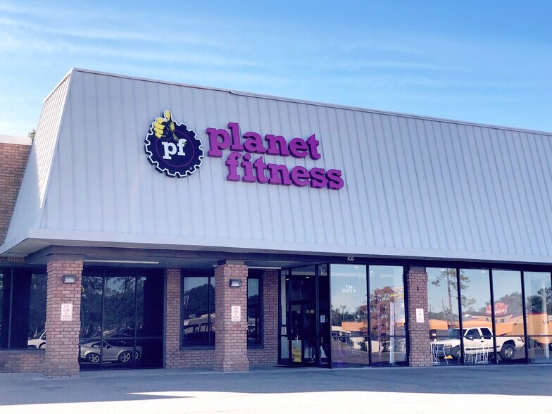 More Photos Of 730 Memorial Blvd, Picayune Unknown For Lease