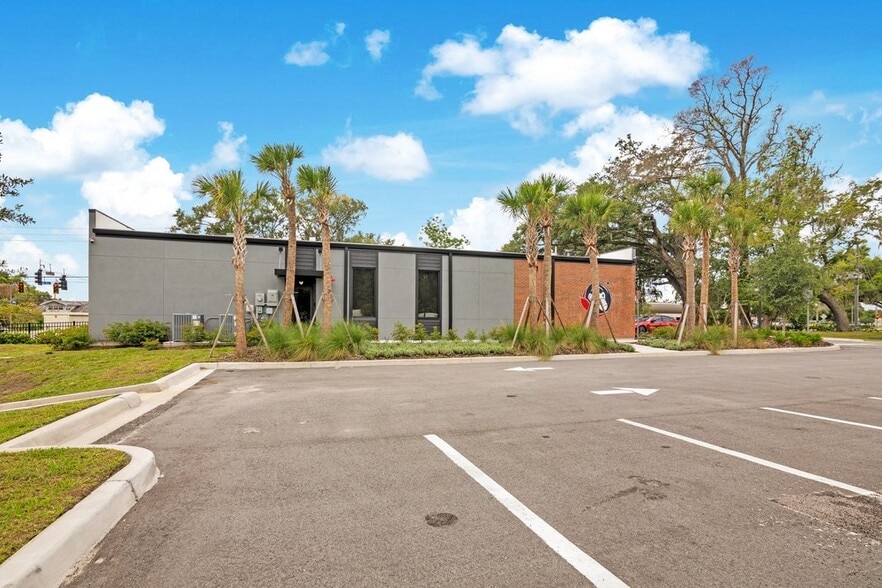 Primary Photo Of 311 N Cumberland Ave, Ocoee Office For Sale