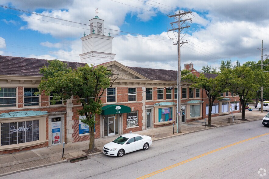 More Photos Of 7364-7390 Reading Rd, Cincinnati Storefront Retail Office For Lease