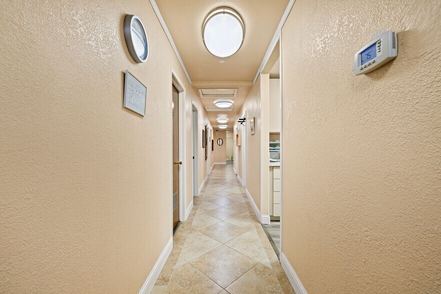 More Photos Of 7001 Greenback Ln, Citrus Heights Medical For Sale