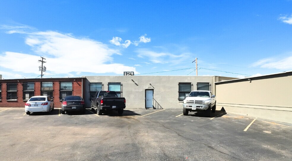 More Photos Of 1273 S Cherokee St, Denver Warehouse For Lease