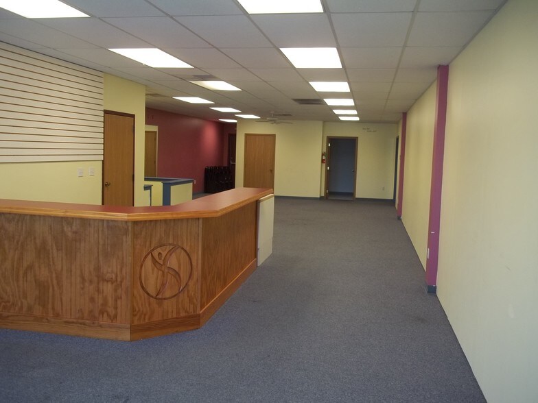 More Photos Of 4510 N Illinois St, Swansea General Retail For Sale