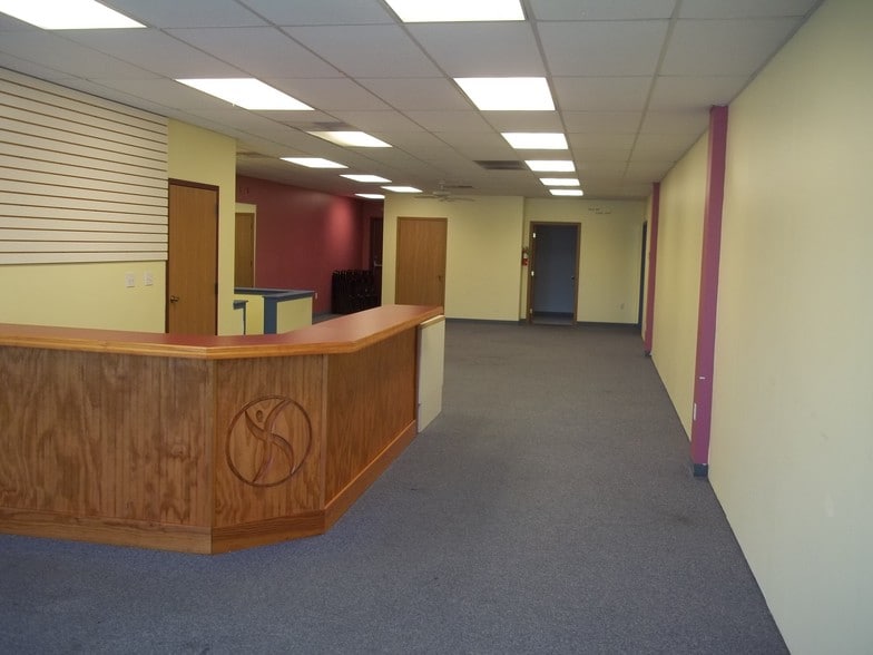 More Photos Of 4510 N Illinois St, Swansea Freestanding For Sale