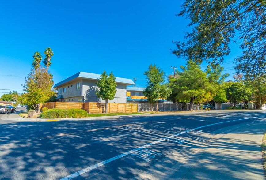 More Photos Of 1143 43rd Ave, Sacramento Apartments For Sale