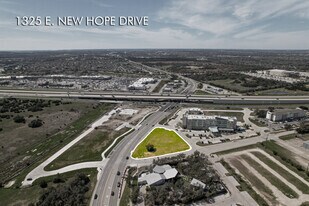 More Photos Of 1325 E New Hope Dr, Cedar Park Storefront For Lease