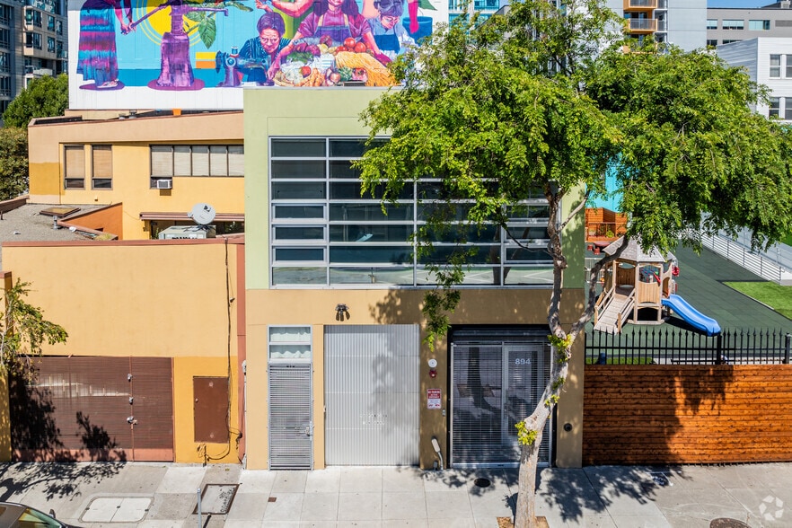 Primary Photo Of 890-894 Folsom St, San Francisco Loft Creative Space For Lease
