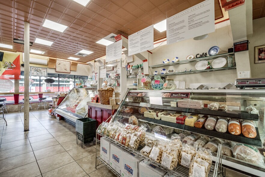 More Photos Of 988-994 Main St, Springfield Storefront Retail Residential For Sale