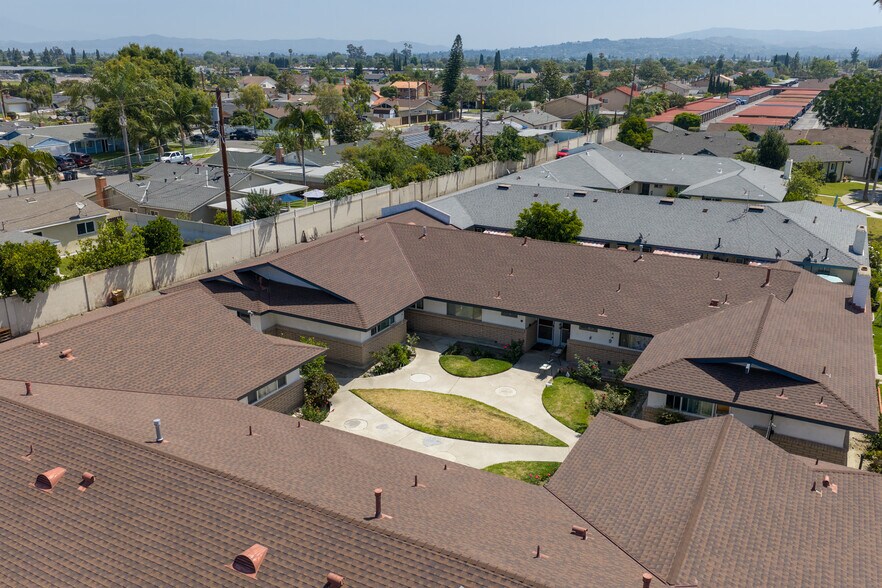 More Photos Of 2127 E Almont Ave, Anaheim Apartments For Sale