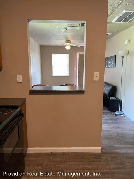 More Photos Of 2601 Cole St, Tuskegee Institute Apartments For Sale